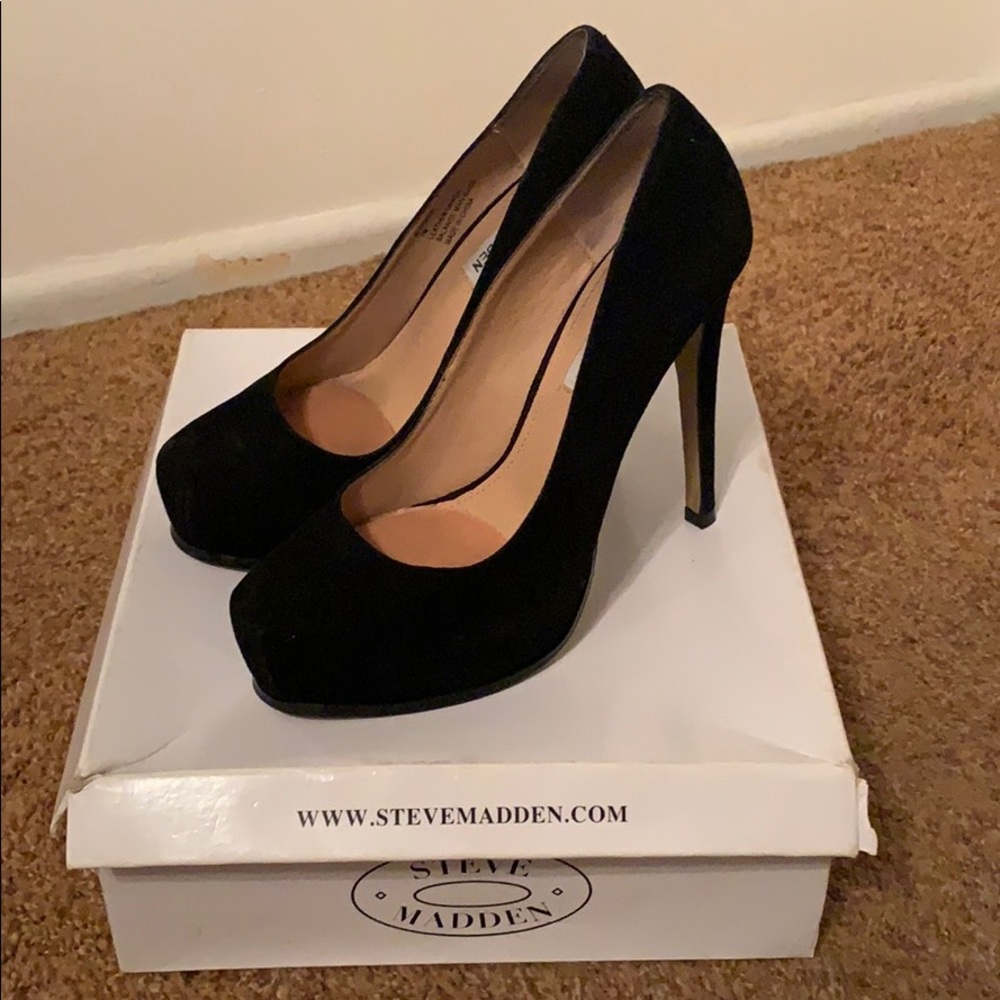 Steve Madden pumps